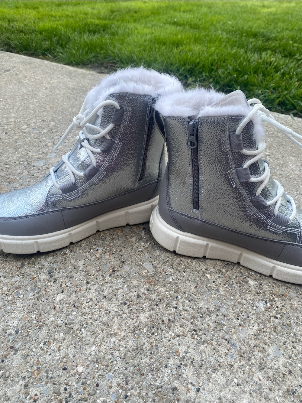 Sorel Boots Explorer II Girls  Lace up Water Proof Boots  size 6 - Picture 7 of 8